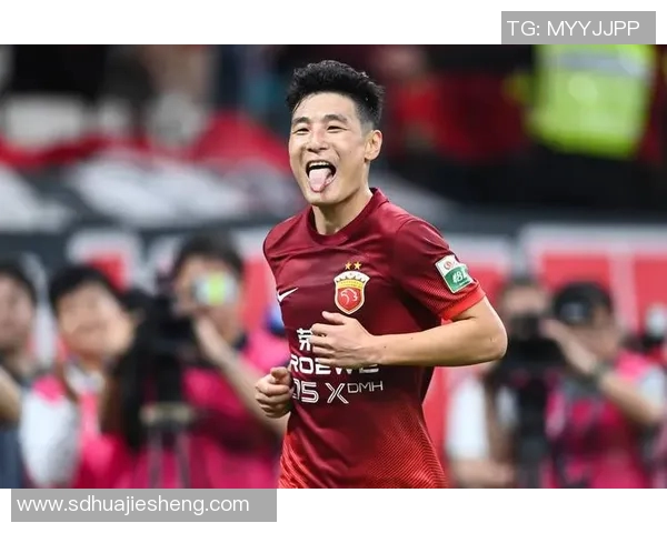 中国足球明星辉煌历程及其对中国足球发展的深远影响 中国足球明星辉煌历程及其对中国足球发展的深远影响