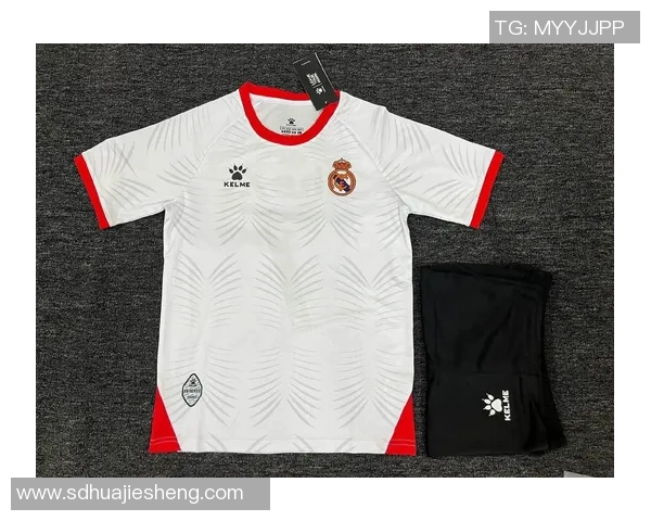 全球足球十大球星的标志性球服号码及背后的传奇故事 全球足球十大球星的标志性球服号码及背后的传奇故事