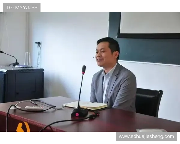 深圳篮球队心理素质深度对比分析与提升策略探讨 深圳篮球队心理素质深度对比分析与提升策略探讨